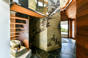 Enlarge photo 25