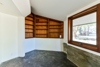 Enlarge photo 27