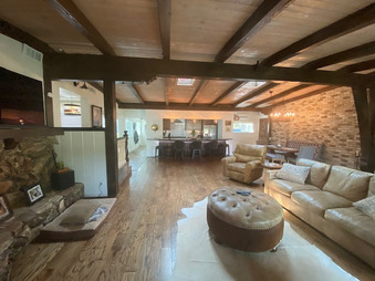 Enlarge photo 35