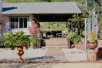 Enlarge photo 3