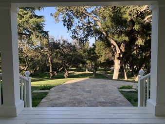 Enlarge photo 33