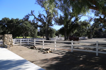 Enlarge photo 18