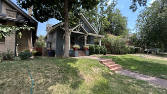 2250 Dahlia St