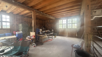 Enlarge photo 52