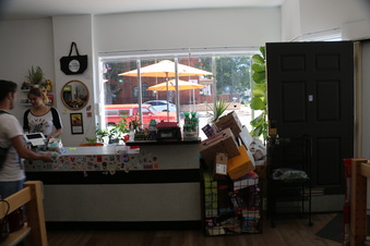Enlarge photo 13