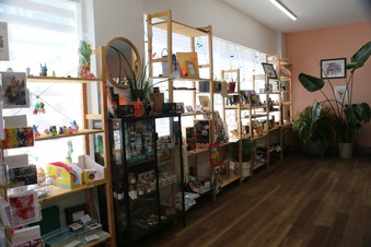 Enlarge photo 25