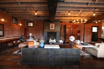 Enlarge photo 91
