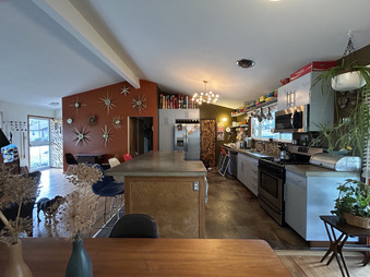 Enlarge photo 46