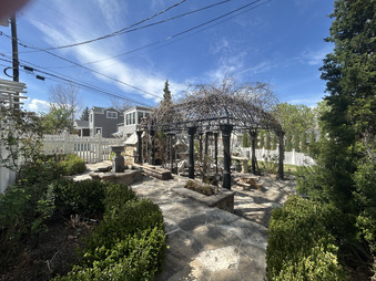Enlarge photo 78