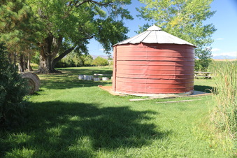 Enlarge photo 92