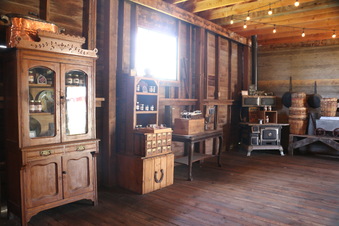 Enlarge photo 112