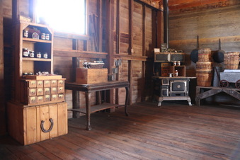 Enlarge photo 113