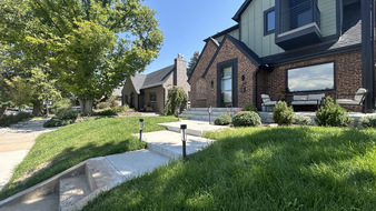 Enlarge photo 35
