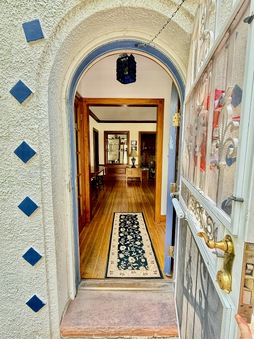 Enlarge photo 8