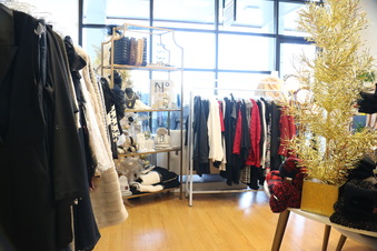 Enlarge photo 12