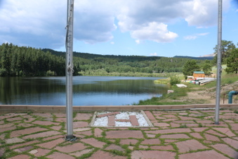 Enlarge photo 49