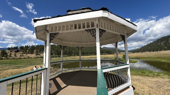 Enlarge photo 112