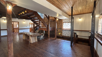 Enlarge photo 166