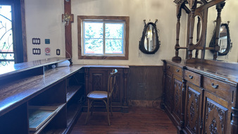 Enlarge photo 173
