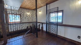 Enlarge photo 206