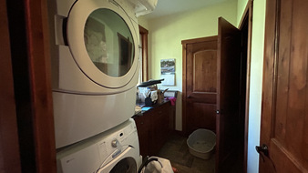 Enlarge photo 118