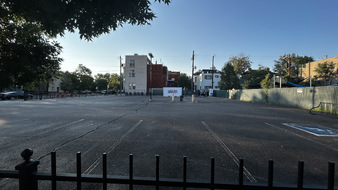Enlarge photo 17