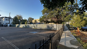 Enlarge photo 18