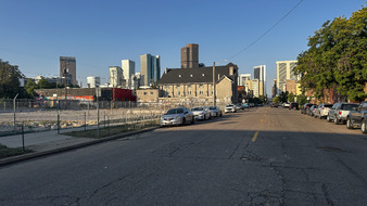 Enlarge photo 36
