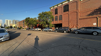Enlarge photo 38