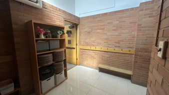 Enlarge photo 46