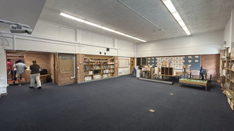 Enlarge photo 52