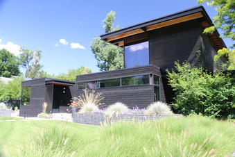 STEPHANIE & GREG HOUSE