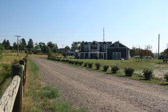 Enlarge photo 3