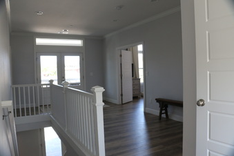 Enlarge photo 91