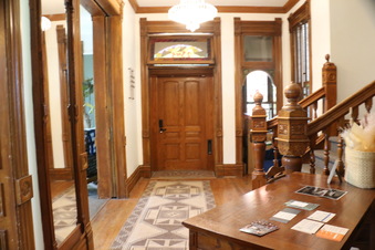 Enlarge photo 13