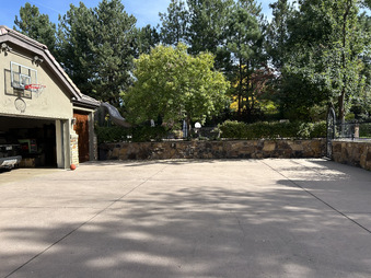 Enlarge photo 16