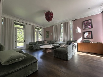 Enlarge photo 189