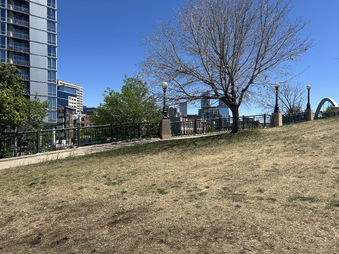 Enlarge photo 14