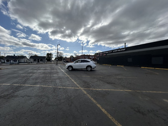 Enlarge photo 10