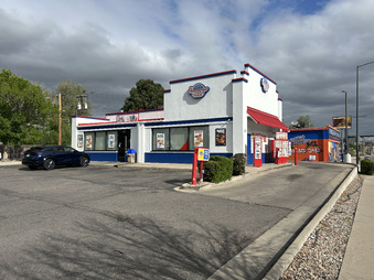 Enlarge photo 32