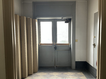 Enlarge photo 32