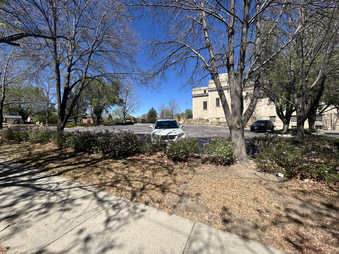 Enlarge photo 19
