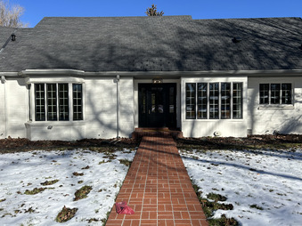 3360 S Columbine Circle