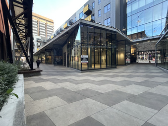 Enlarge photo 35
