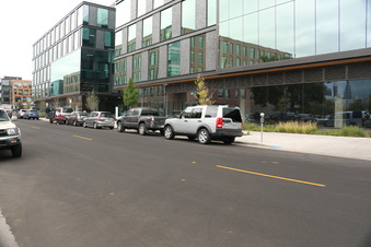 Enlarge photo 16
