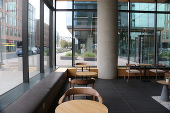 Enlarge photo 56