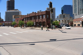 Enlarge photo 13