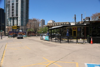Enlarge photo 19