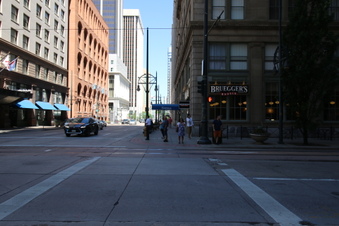Enlarge photo 21