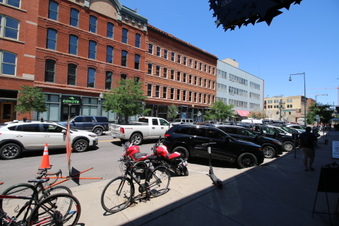 Enlarge photo 36